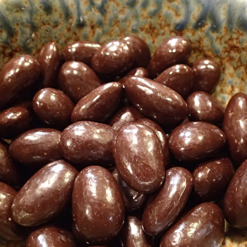 Mandorle ricoperte con cioccolato fondente 100g